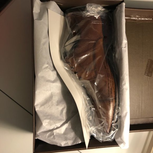 Florsheim Postino Cap Toe Oxford, Cognac, M 9.5 - Picture 4 of 4